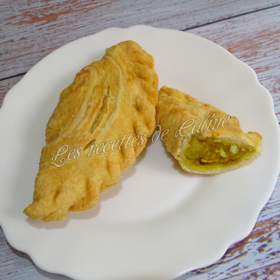 Chaussons farcis au poulet au curry - Curry puff43