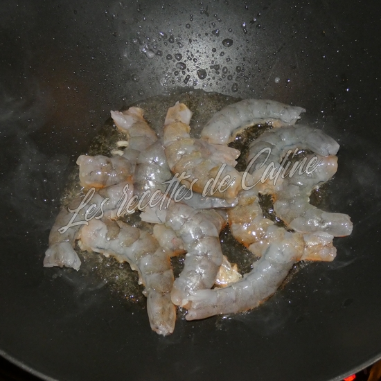 Sauté de crevettes teriyaki sur nouilles udon05